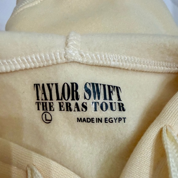 Taylor Swift Cream Tour Hoodie NWOT - Picture 4 of 4